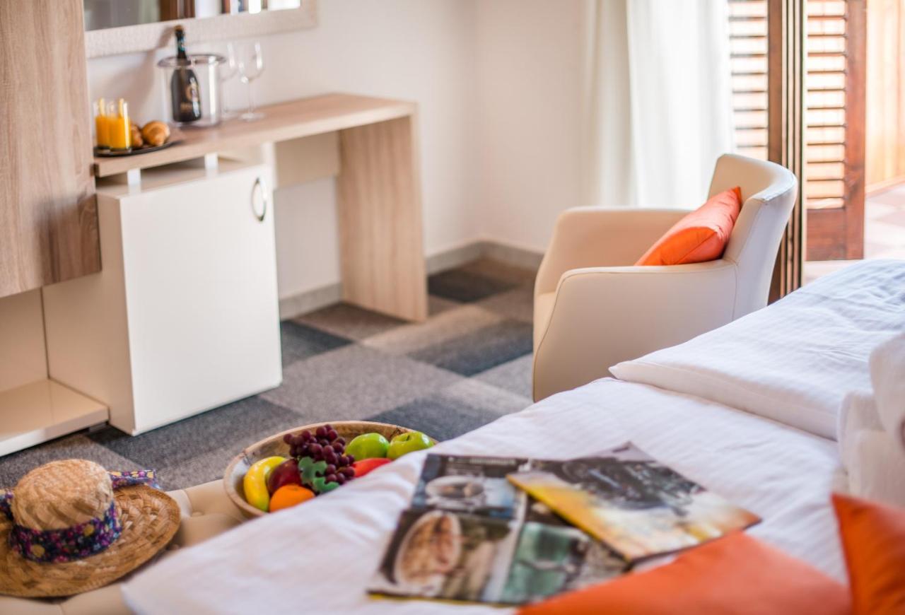 Hotel Villa Vrsar Eksteriør billede